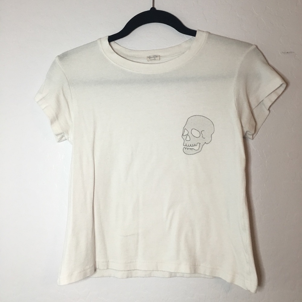 Brandy Melville John Galt skull graphic crop top